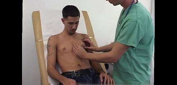  Doctor jacks off patient and cums and mature gay man gives male